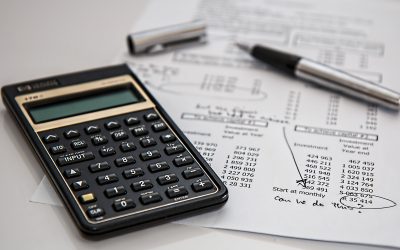 ZAKAJ PRODAJA VEDNO STOPICA ZA MARKETINGOM, PA NE BI SMELA: MARKETING 2.0 IN PRODAJA 0.2